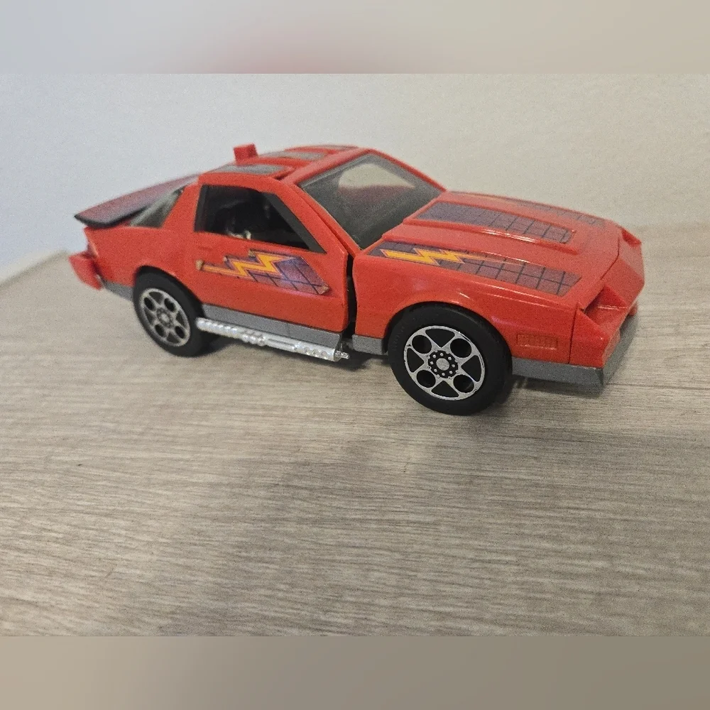 Vintage 1985 MASK Kenner Thunderhawk W/ Matt Tracker Mask